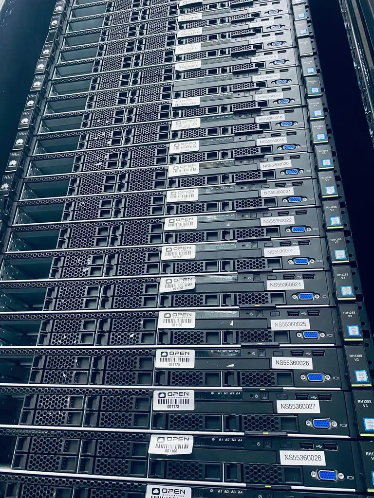 Servidores da OPEN Datacenter
